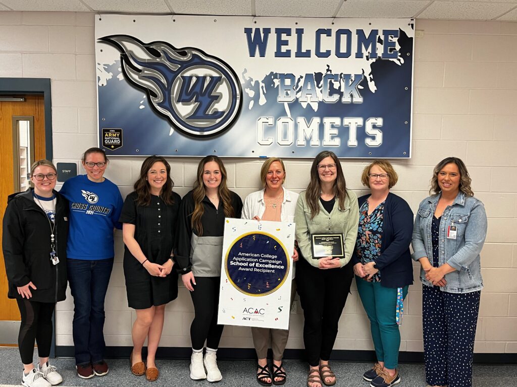 School leaders accepting the award.